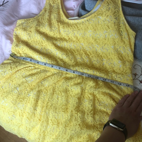 Springtime Yellow Dress - Picture 4 of 6